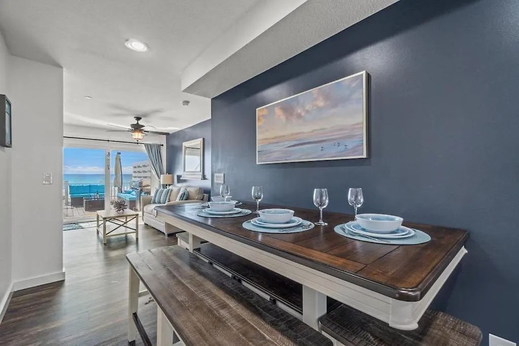 Newly Remodeled Beachfront Townhome - Sleeps 14 Panama City Beach ABD