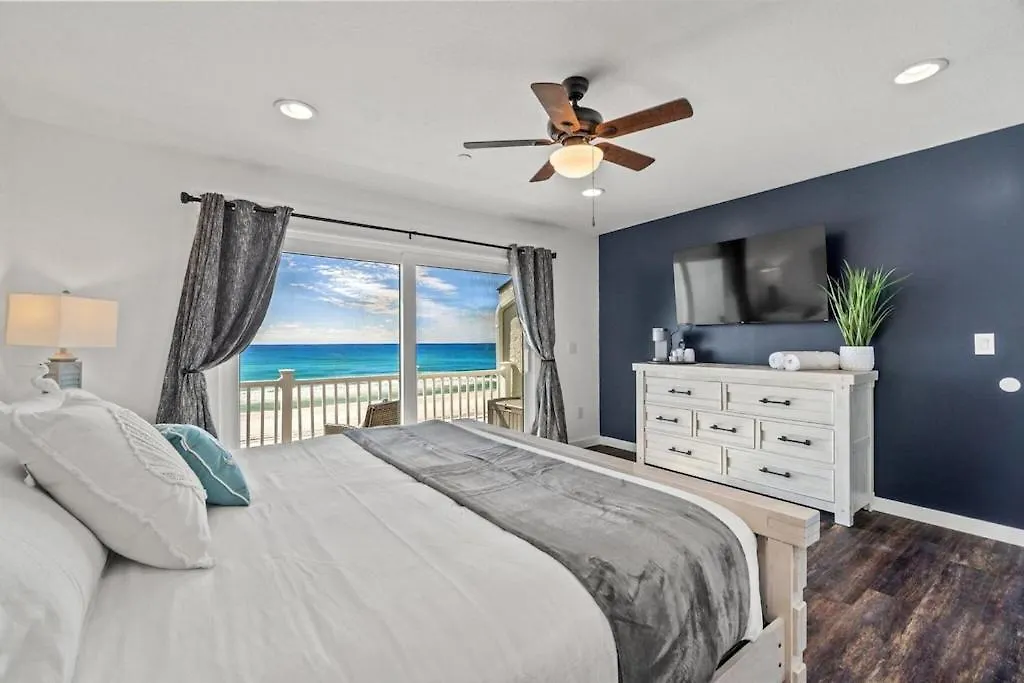Tatil Evi Newly Remodeled Beachfront Townhome - Sleeps 14 Panama City Beach ABD